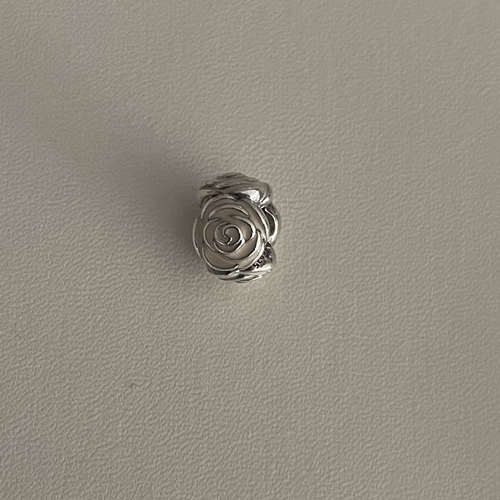 Rose Garden Pandora Charm